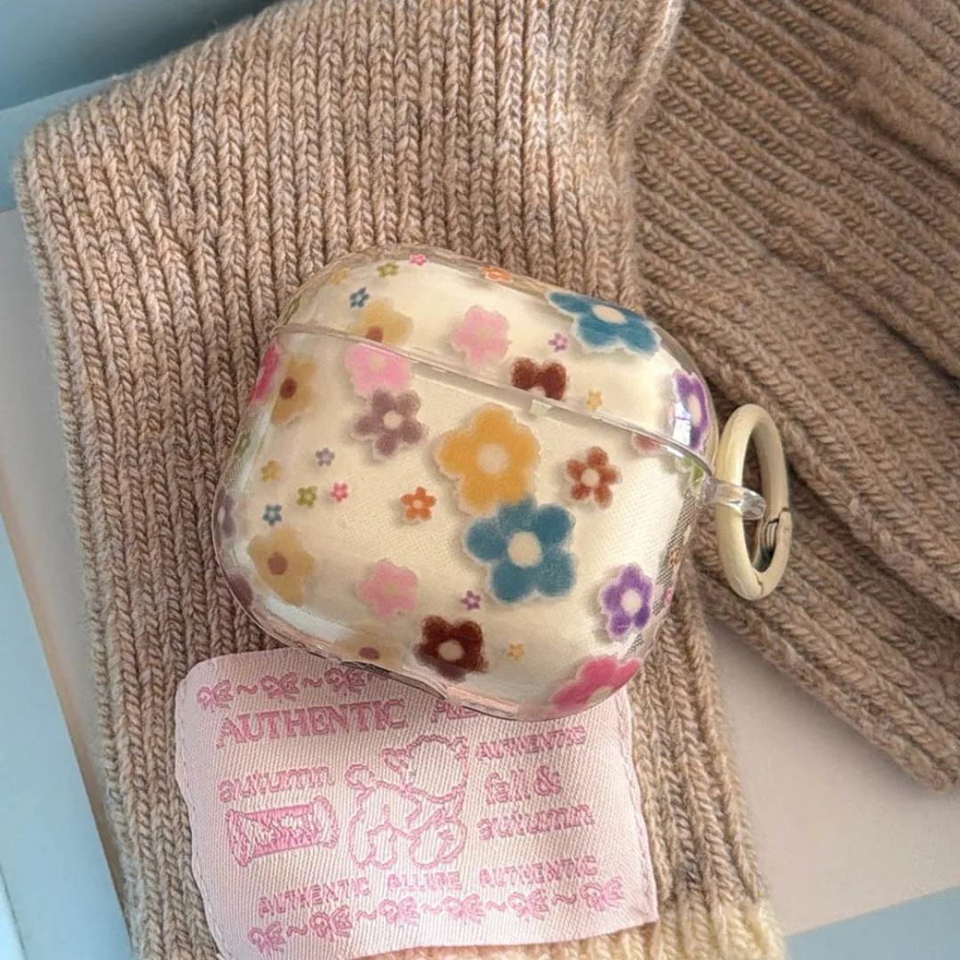 Vintage Daisy AirPods Case Vintage Daisy AirPods Case